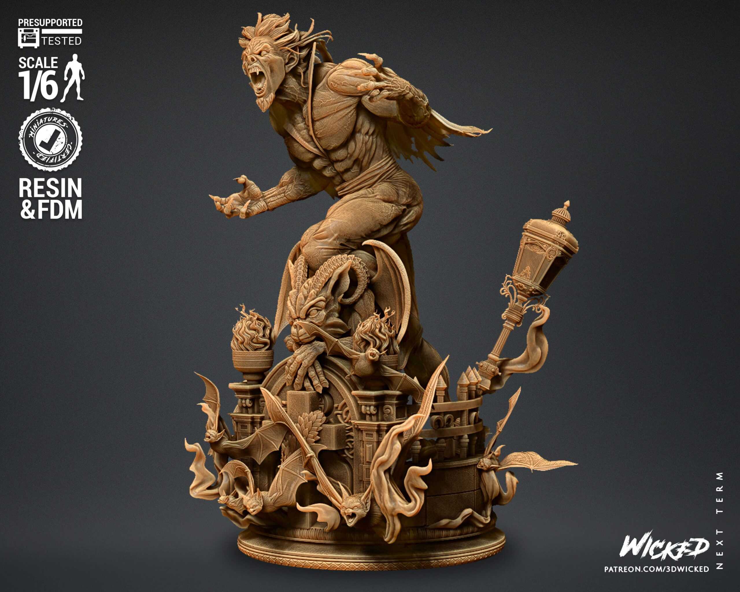 Escultura de un monstruo con una cabeza grande y una boca ancha, que resalta por su aspecto impresionante y aterrador.